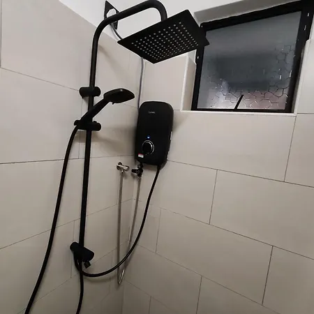 Busybee Breezy Stay Homestay Ipoh Exterior photo